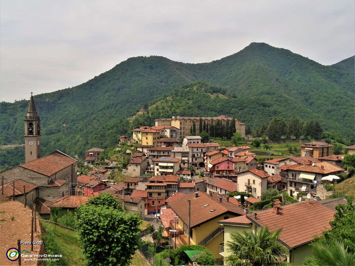 78 Vista sull'abitato di Botta di Sedrina.JPG